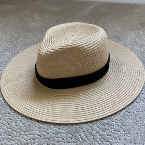 🌸 NWT Madewell Women’s Packable Mesa Straw Hat 🌸
